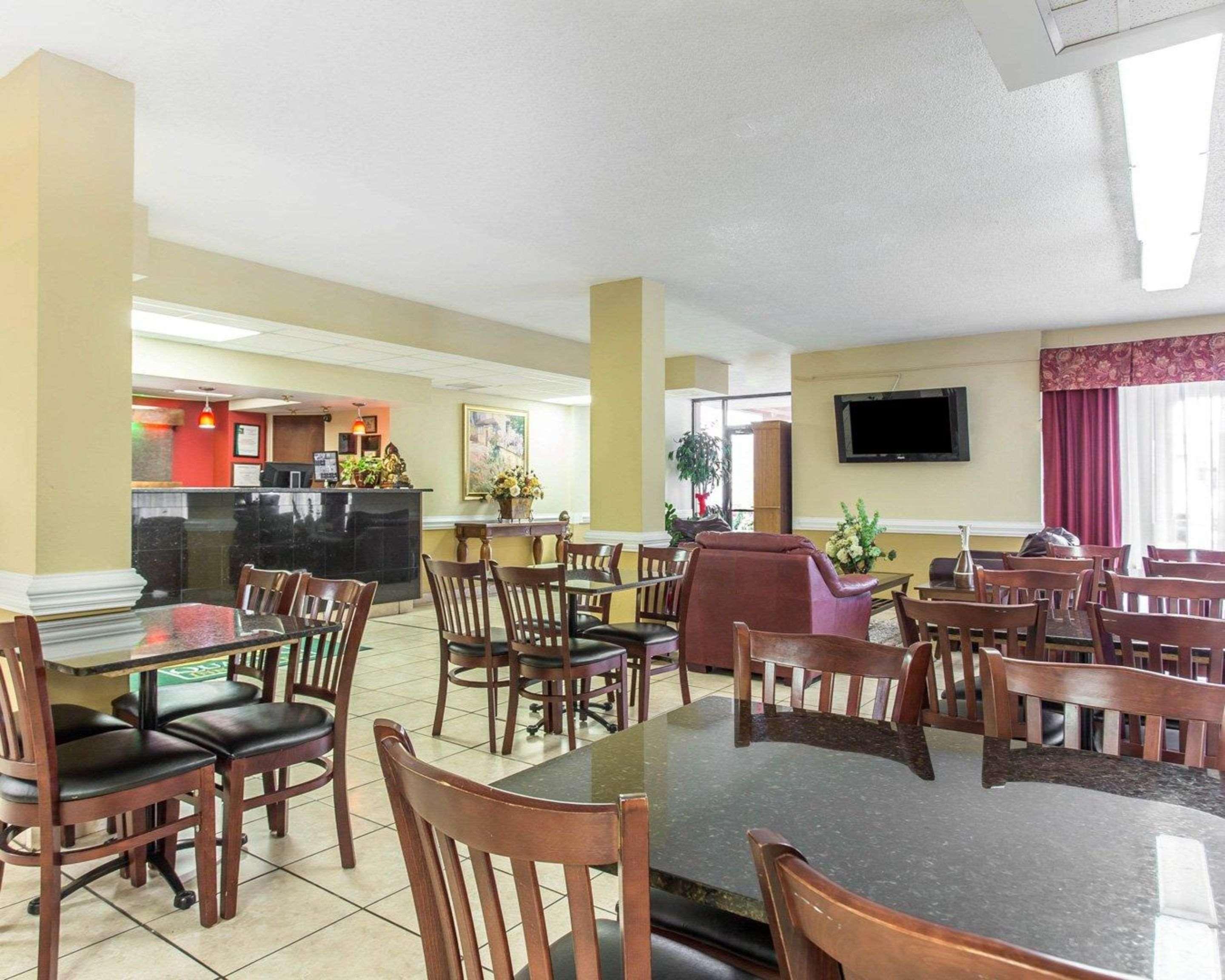 Clarion Pointe ステーツビル エクステリア 写真