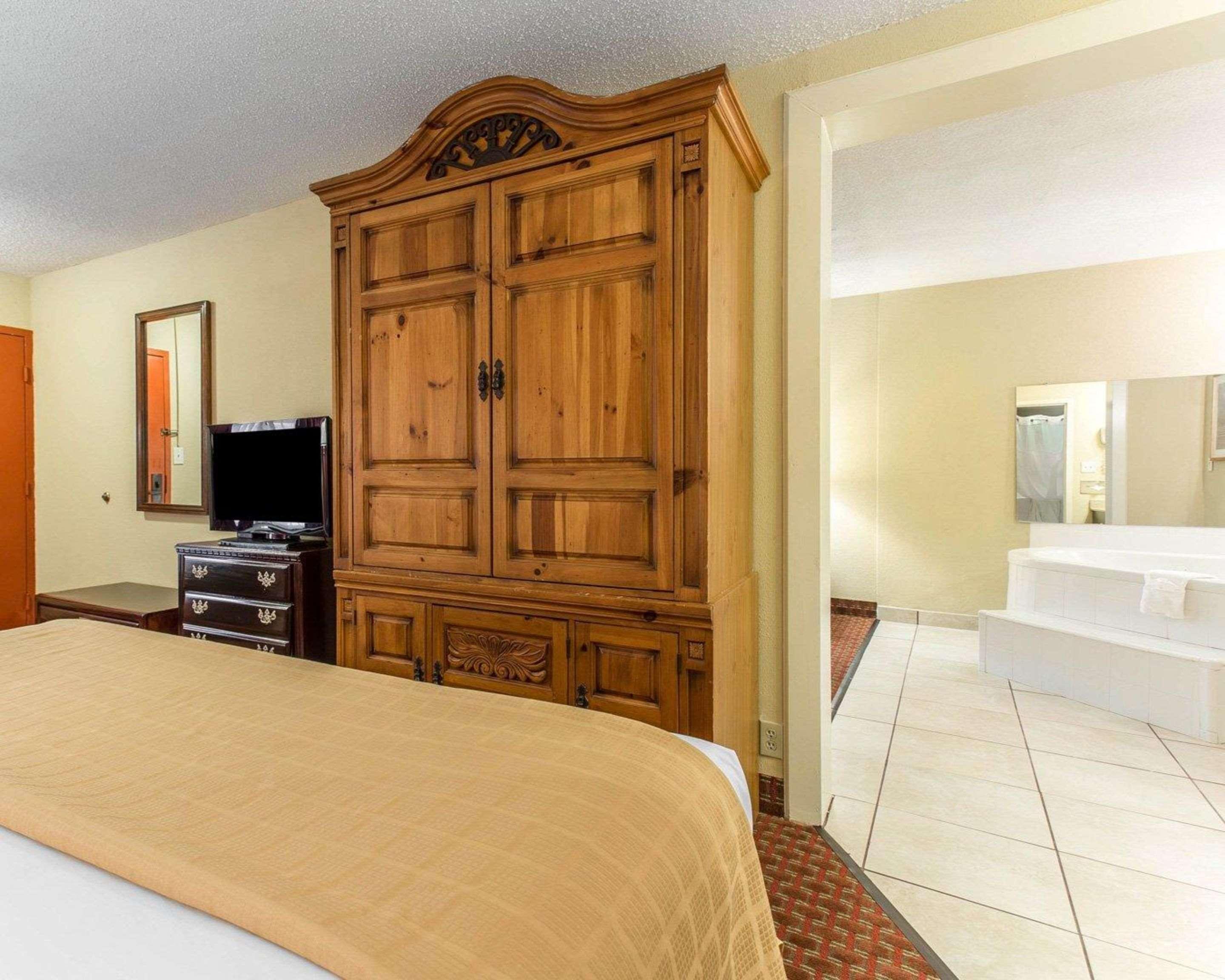 Clarion Pointe ステーツビル エクステリア 写真