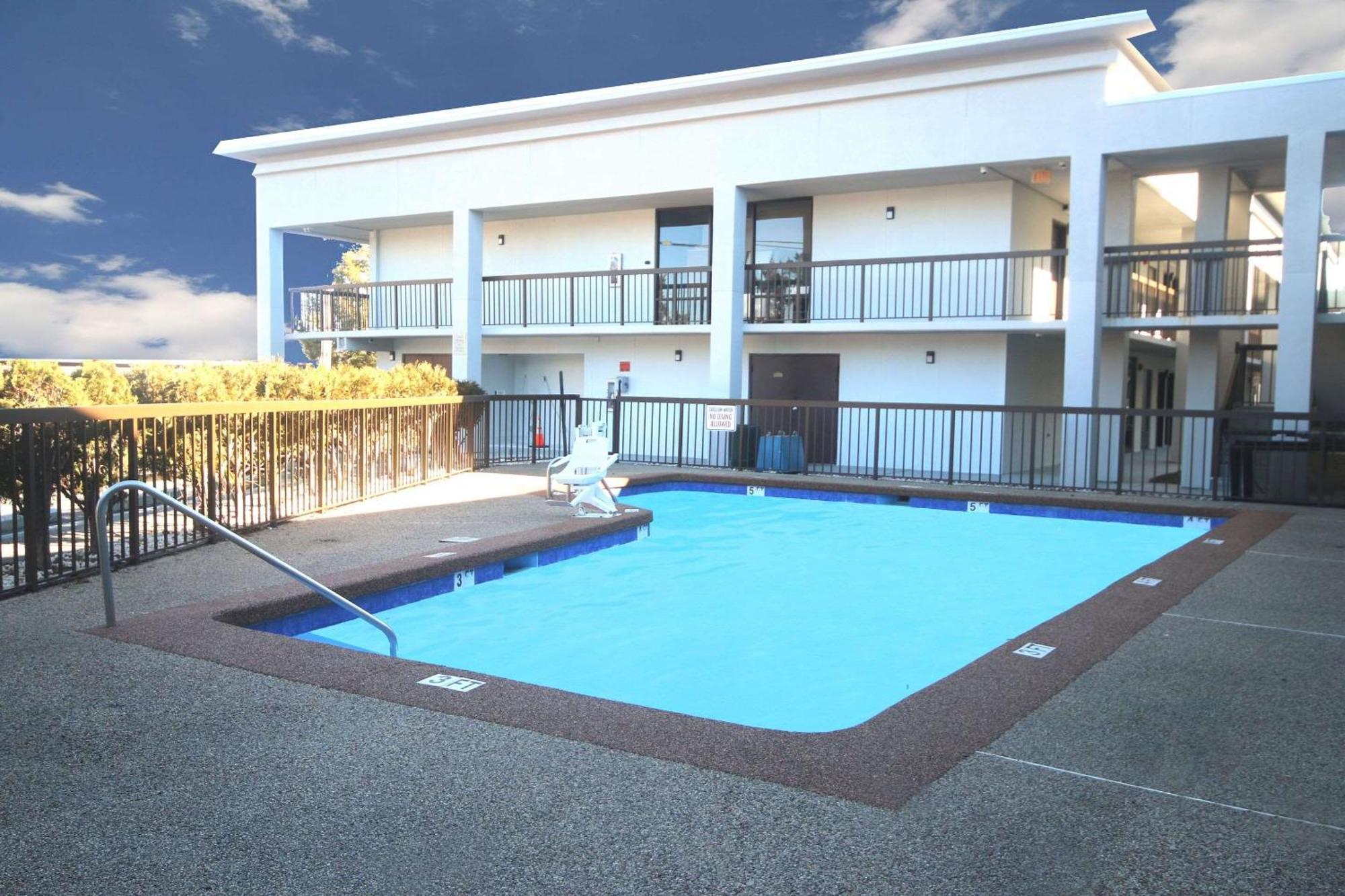 Clarion Pointe ステーツビル エクステリア 写真